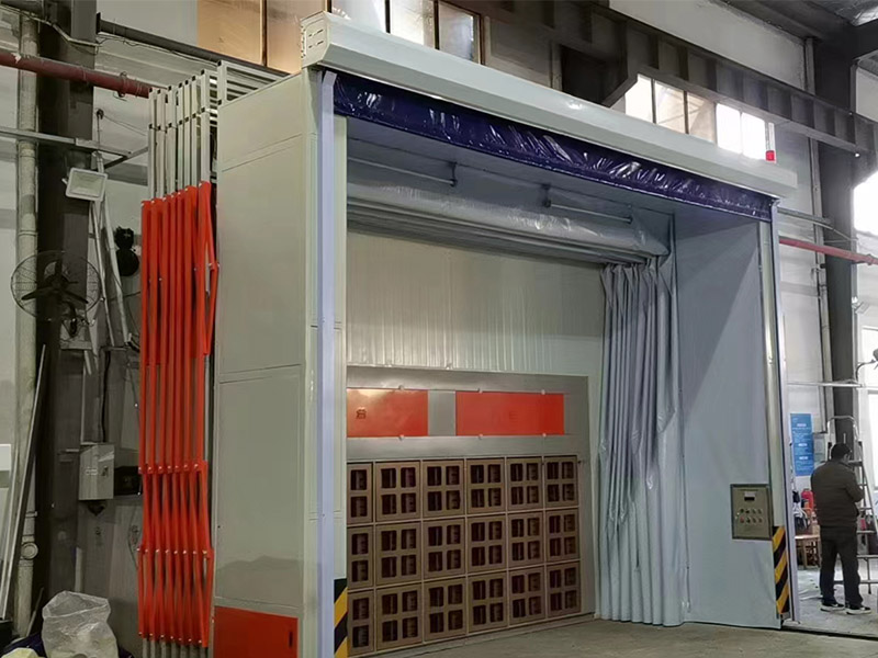 移动伸缩喷漆房