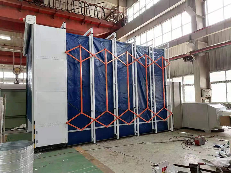 移动伸缩喷漆房